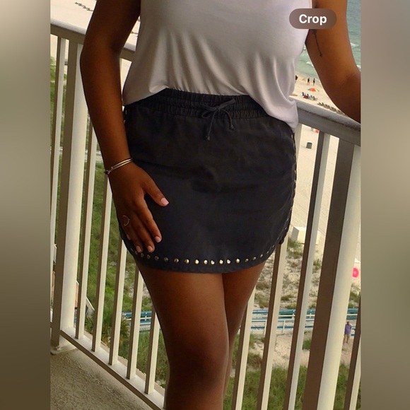 Monrow Mini Skirt - Picture 1 of 6